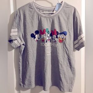 Brand new Disney Women’s XXL t-shirt with characters grey color with tags